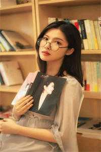 人气《我小小通房,咋就成王爷心尖宠了》柳依依裴铭在线_我小小通房,咋就成王爷心尖宠了