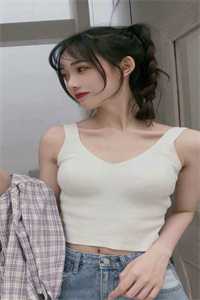 姜月陆煜《军婚甜宠:冷酷军官的全能娇妻》_(姜月陆煜)