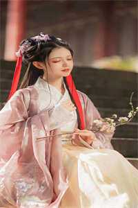 谢衍刘滢(重生洞房夜，本废后宫斗杀疯了)_《重生洞房夜，本废后宫斗杀疯了》免费