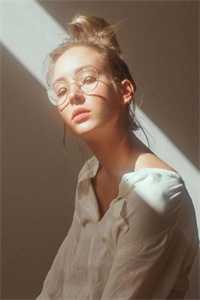 替嫁后,医妃她被暴虐王爷爆宠沈若穆容声_《替嫁后,医妃她被暴虐王爷爆宠》免费在线